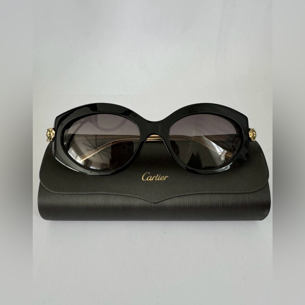 🔥CARTIER🔥100 % Authentic Cartier Panthere de Cartier Oval Ladies Sunglasses🔥